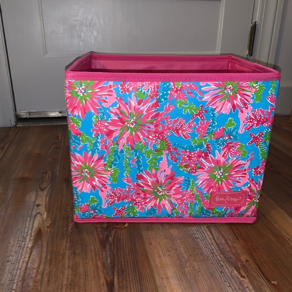 Lily Pulitzer Storage Bin/Dorm Bin - Picture 3 of 3